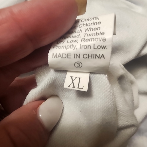 Zulily Women's Blue-Gray Haze Long-sleeved Tie-Dye T-shirt and Shorts Set - Picture 15 of 16